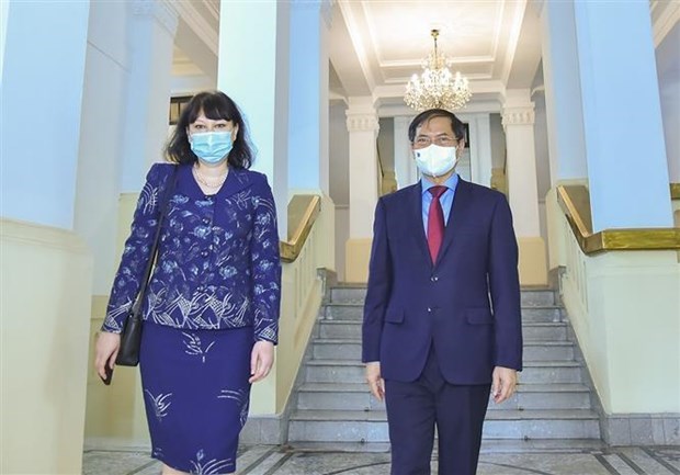 罗马尼亚愿意本着非盈利原则向越南转让大量疫苗